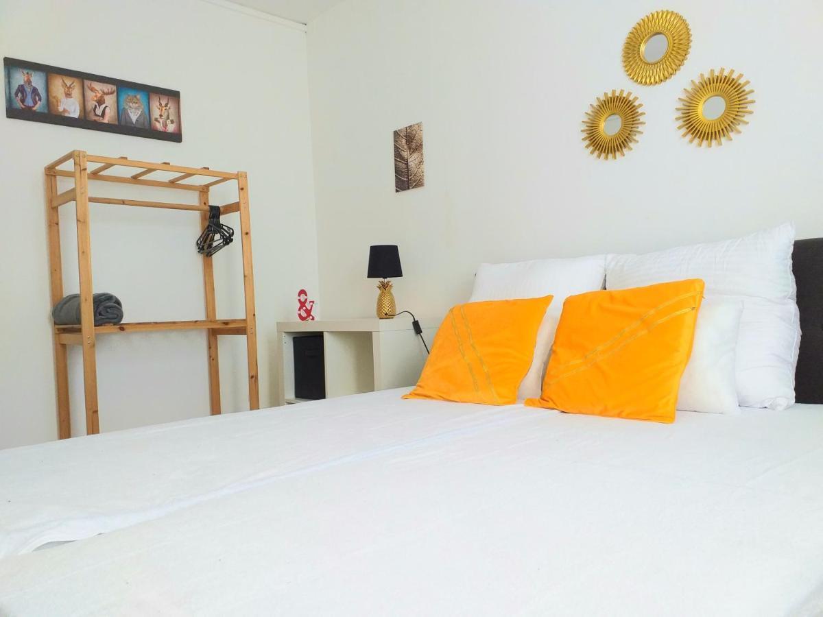 Le Tigre - Appartement Centre-Ville Au Calme, Parking Prive Bourges Bagian luar foto